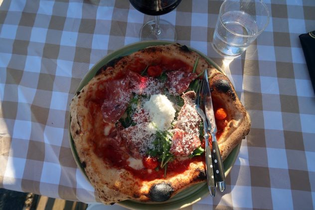 Napoletansk pizza på Enköpings golfklubb