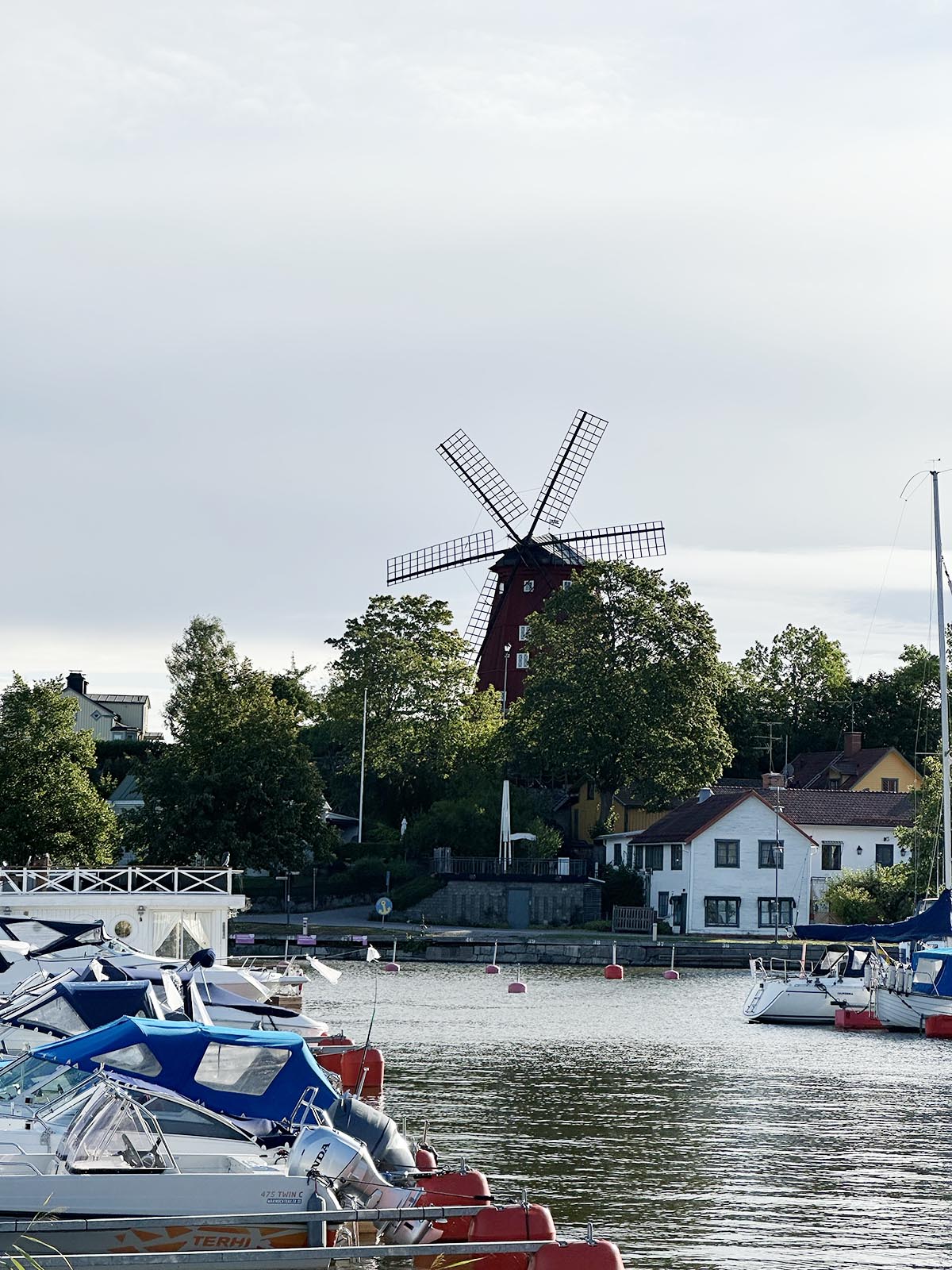 pw längs Mälarens strand
