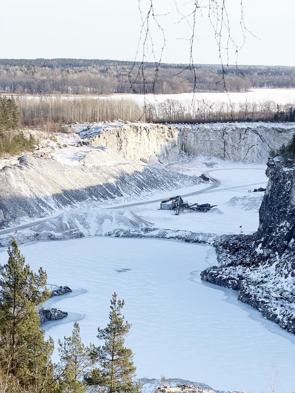 kalkbrottet utanför Vingåker
